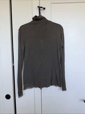 Black Crane turtleneck